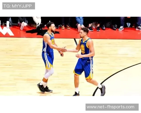 火箭再胜勇士总比分329分库里与范乔丹的精彩对决引发热议 火箭再胜勇士总比分329分库里与范乔丹的精彩对决引发热议